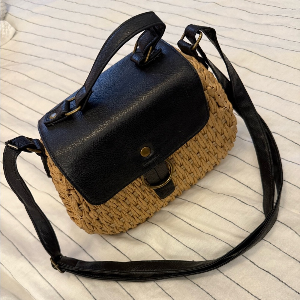 Elegant Black and Tan Woven Crossbody Bag NWOT